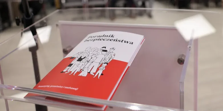 poradnik_bezpieczenstwa_druk2025 poradnik bezpieczeństwa, broszura + pdf